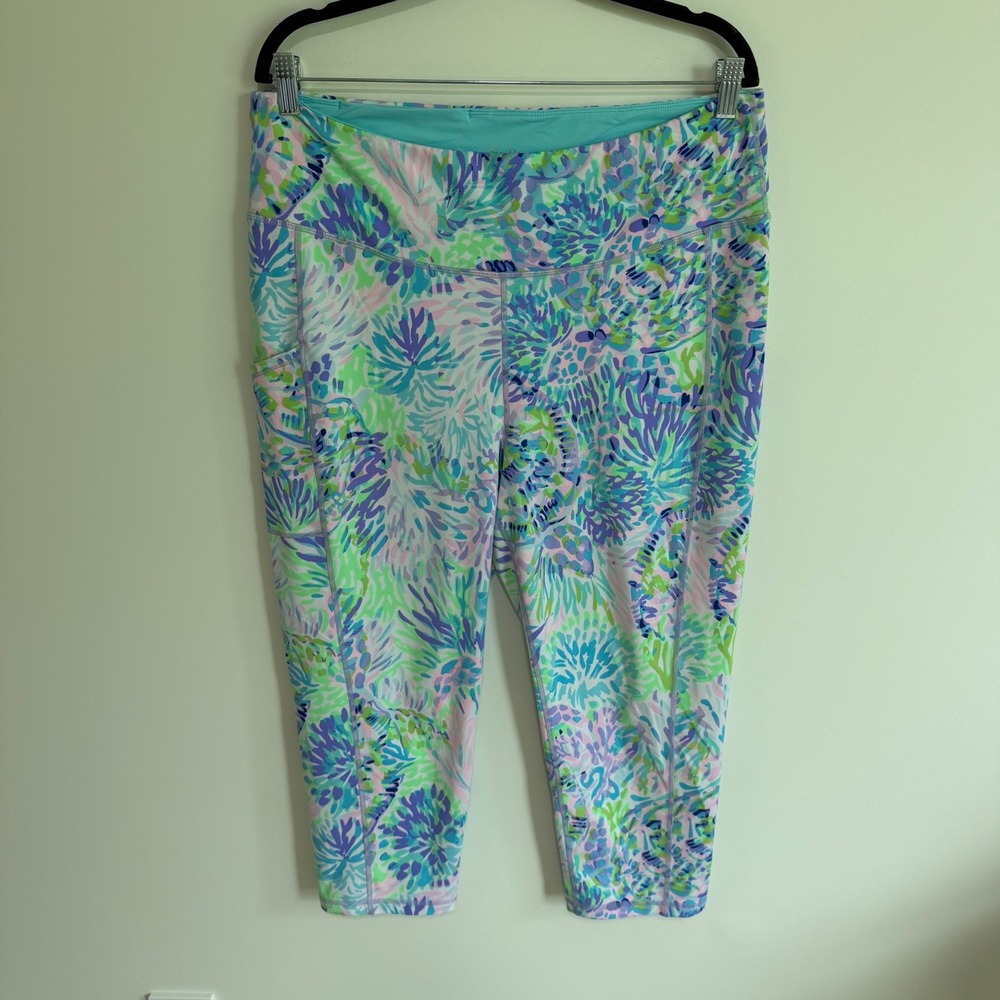 Lilly Pulitzer Luxletic XXL Weekender Cropped Leggings Multi Sea Air